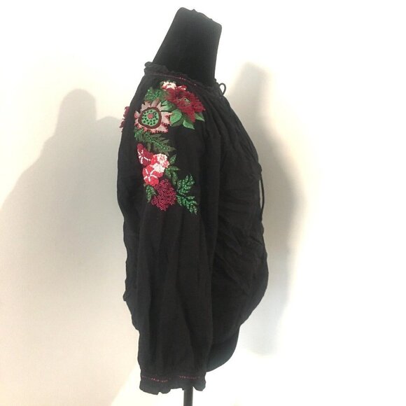 ZARA Boho Black Green Red Embroidered Voluminous 3/4 Sleeve Peasant Blouse XS - Picture 3 of 9
